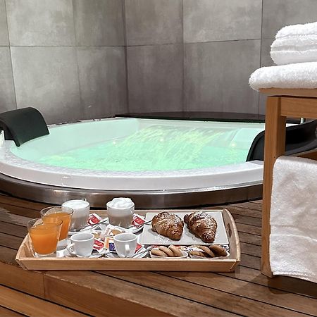 Hotel Olympus Kapua Zewnętrze zdjęcie